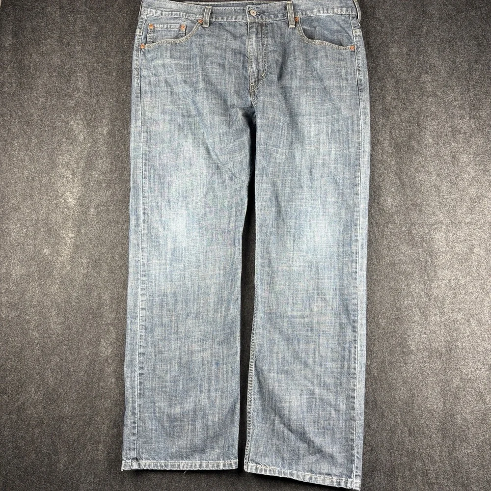 Levi's 569 Loose Straight Jeans Men's 38x32 (Fits 40x31.5) Light Wash